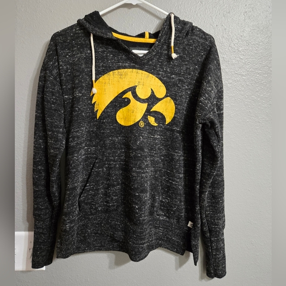 Bundle of Iowa Hawkeyes Sweater and Top - Picture 7 of 16